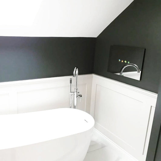 Cozy Autumn Living: The Perfect Combination of Bathing and Watching TV